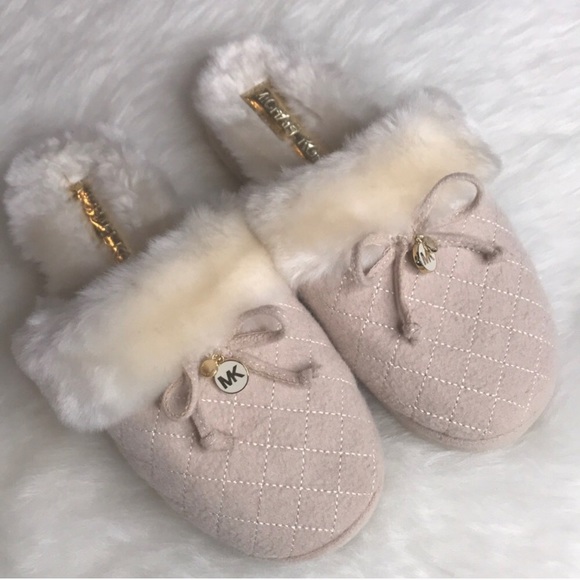 michael kors house slippers